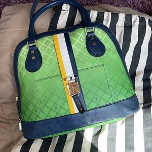 listing-status-banner